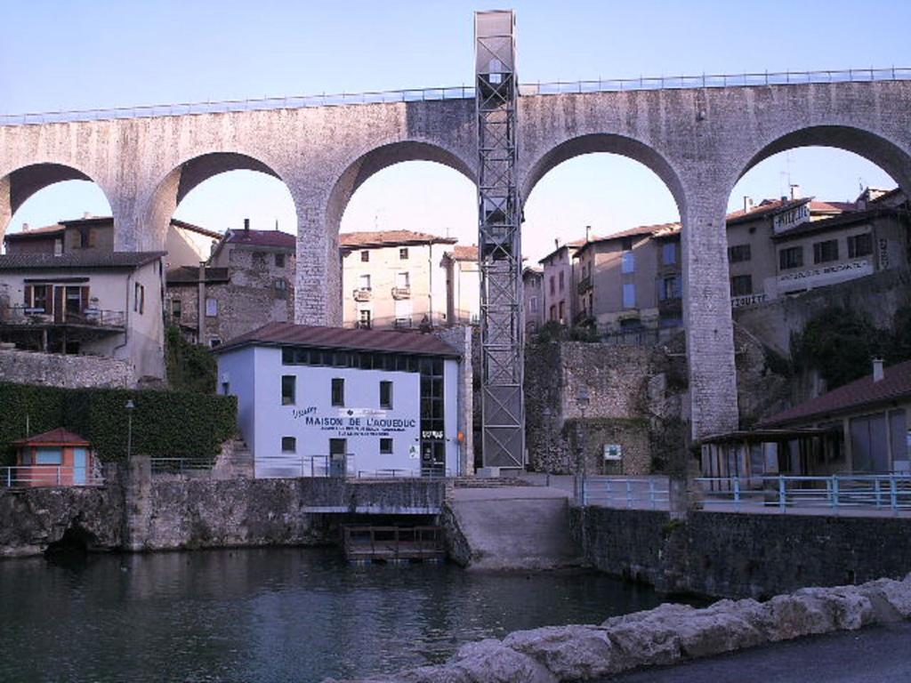 Rome Ξενοδοχείο Saint-Nazaire-en-Royans Εξωτερικό φωτογραφία